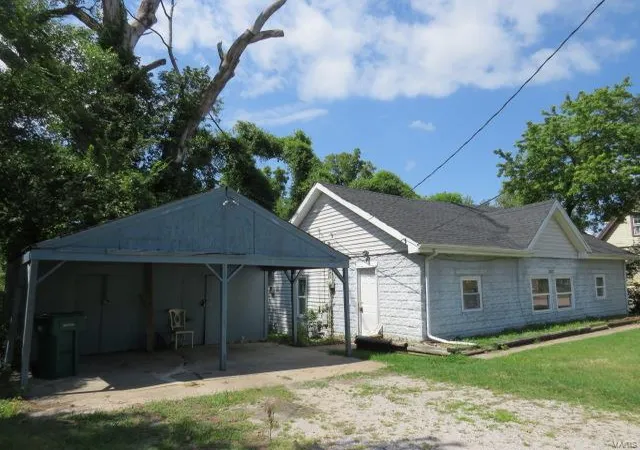 Photo 2 of Multi family home for sale at 3607 Falling Springs Rd, East Saint Louis, IL 62206 | MLS# 24049026 | Listing updated on 2025-03-03