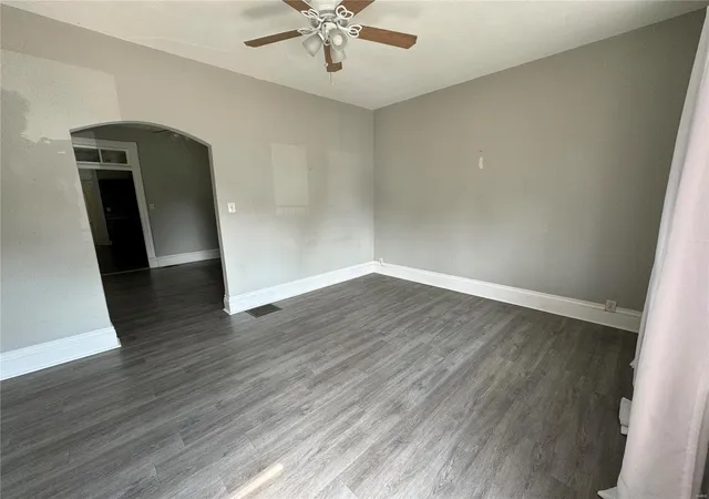 Photo 3 of Single family home for sale at 915 Dammert Ave, Saint Louis, MO 63125 | MLS# 24049112 | Listing updated on 2024-09-24