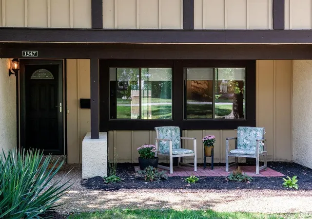 Photo 1 of Sale Pending at 1347 Heritage Landing #C, Saint Charles, MO 63303 | MLS# 24049172 | Listing updated on 2024-09-14