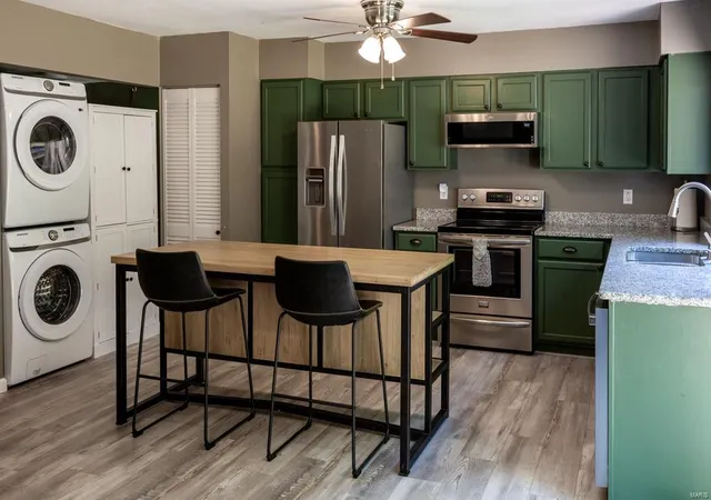 Photo 2 of Sale Pending at 1347 Heritage Landing #C, Saint Charles, MO 63303 | MLS# 24049172 | Listing updated on 2024-09-14