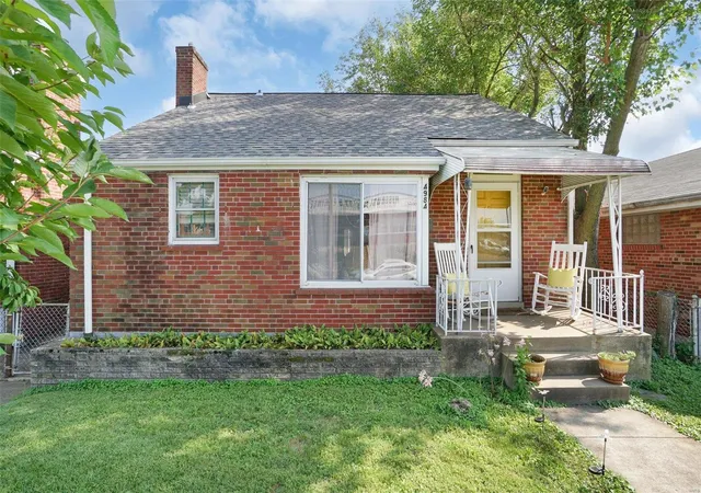 Photo 1 of Sale Pending at 4984 Fyler Ave, Saint Louis, MO 63139 | MLS# 24049220 | Listing updated on 2024-08-26
