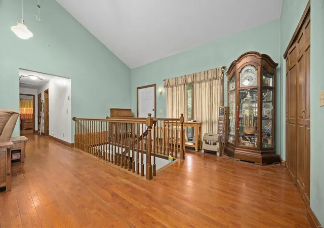 3rd image of 7800 Myrtlewood Dr, Belleville, IL 62223 | MLS# 24049364