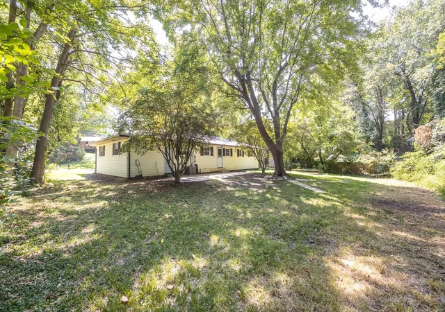 Photo 30 of Single family home for sale at 127 Creekside Dr, Collinsville, IL 62234 | MLS# 24049846 | Listing updated on 2025-03-19