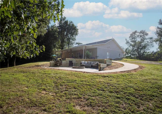 Photo 2 of Single family home for sale at 17800 County Road 527, Bloomfield, MO 63825 | MLS# 24050032 | Listing updated on 2024-09-20
