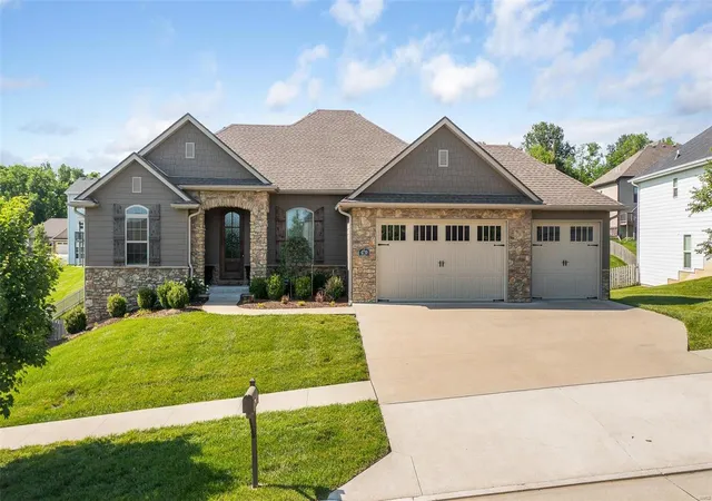 Photo 1 of Sale Pending at 4710 Emeribrook Ct, Columbia, MO 65203 | MLS# 24050091 | Listing updated on 2024-12-05
