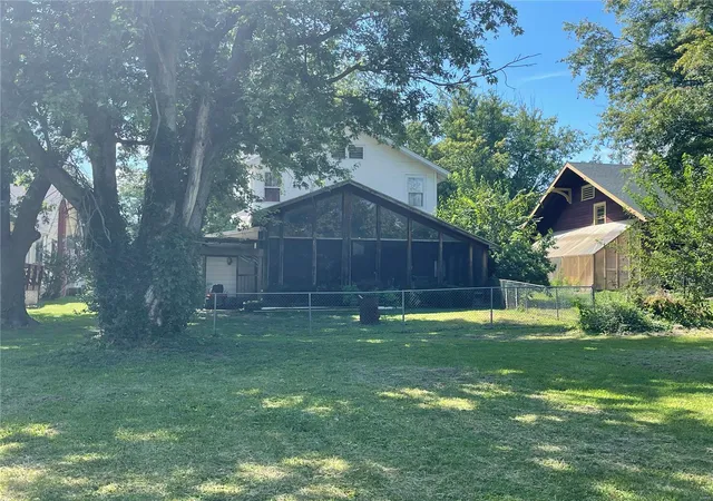 Photo 25 of Single family home for sale at 409 S Center, Shelbina, MO 63468 | MLS# 24050355 | Listing updated on 2024-09-20