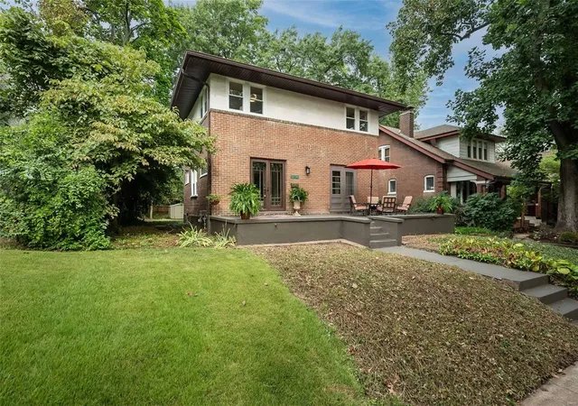 Photo 3 of Sale Pending at 747 Harvard Ave, Saint Louis, MO 63130 | MLS# 24050396 | Listing updated on 2025-03-10