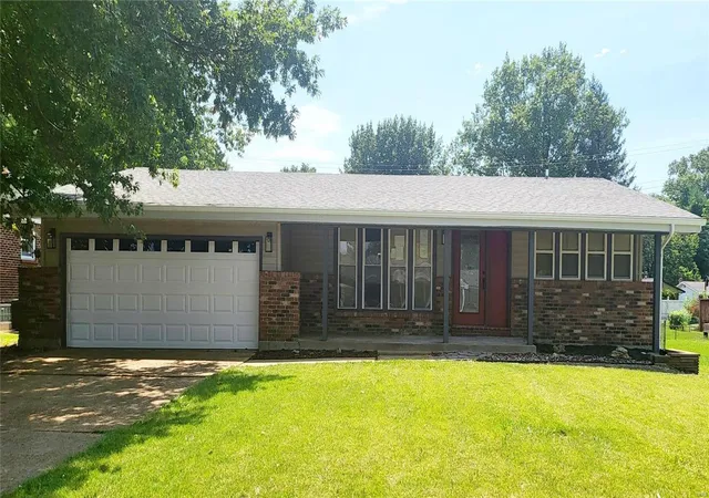 Photo 1 of Single family home for sale at 10510 Langford Dr, Saint Louis, MO 63136 | MLS# 24050588 | Listing updated on 2024-12-15