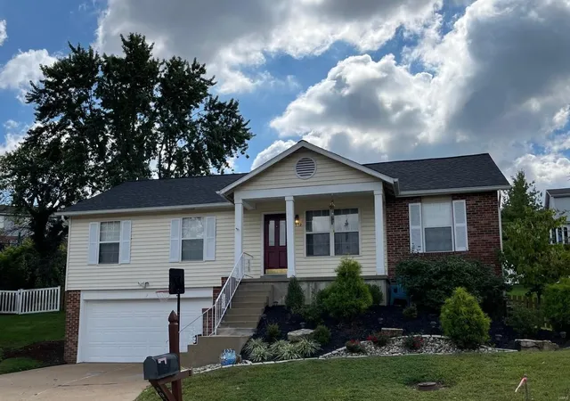 Photo 1 of Sale Pending at 4932 Brass Rail Dr, Saint Louis, MO 63129 | MLS# 24050665 | Listing updated on 2024-11-17