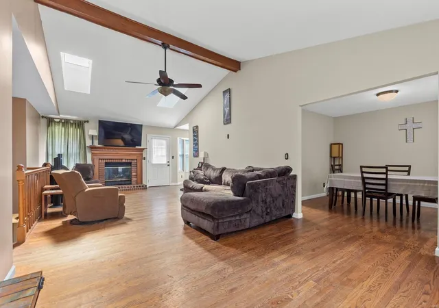 Photo 2 of Sale Pending at 4932 Brass Rail Dr, Saint Louis, MO 63129 | MLS# 24050665 | Listing updated on 2024-11-17