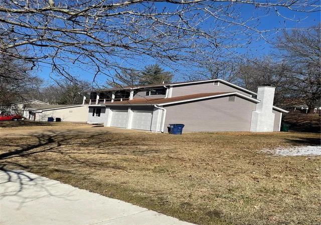 Photo 1 of Single family home for sale at 538 Winding Trl Ln, Saint Louis, MO 63131 | MLS# 24050740 | Listing updated on 2024-11-13