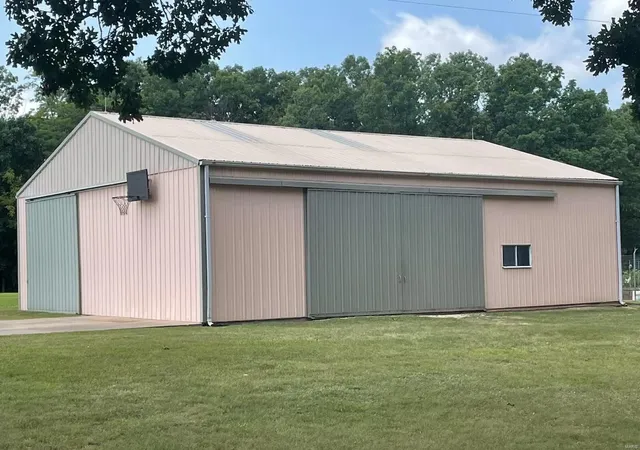 Photo 2 of Single family home for sale at 5630 Hwy M, Shelbyville, MO 63469 | MLS# 24050755 | Listing updated on 2025-03-06