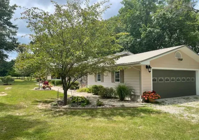Photo 36 of Single family home for sale at 5630 Hwy M, Shelbyville, MO 63469 | MLS# 24050755 | Listing updated on 2025-03-06