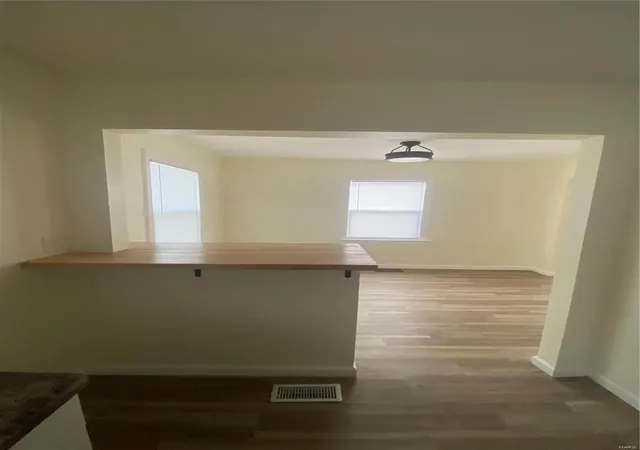Photo 3 of Single family home for sale at 5207 Hamilton Ave, Saint Louis, MO 63136 | MLS# 24050926 | Listing updated on 2025-03-07