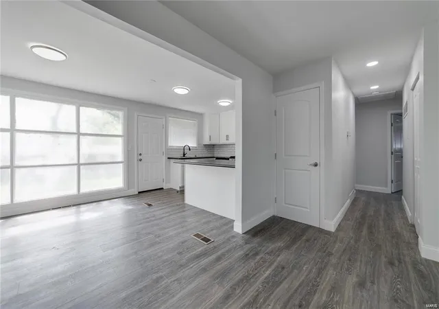 Photo 2 of Single family home for sale at 10216 Viscount Dr, Saint Louis, MO 63136 | MLS# 24051229 | Listing updated on 2024-12-12
