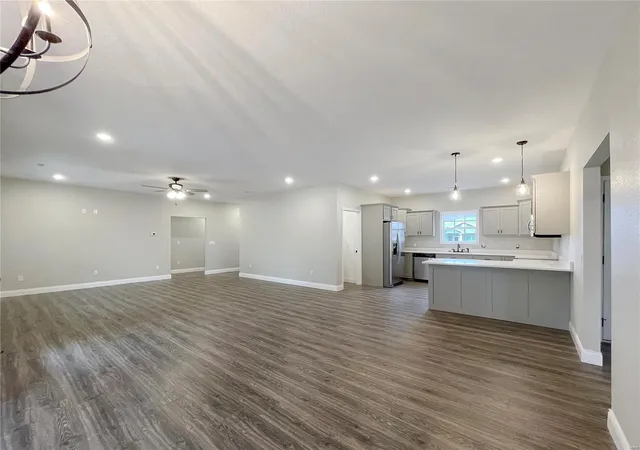 2nd image of 309 Kearbey Dr, Poplar Bluff, MO 63901 | MLS# 24051438