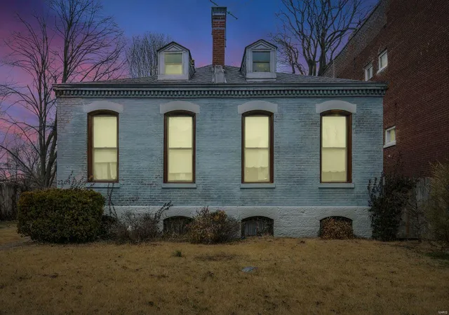 Photo 1 of Single family home for sale at 2209 St Louis Ave, Saint Louis, MO 63106 | MLS# 24051577 | Listing updated on 2025-03-05