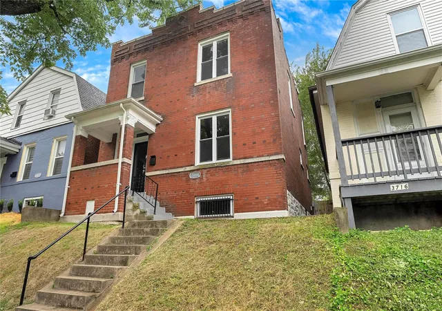 Photo 1 of Sale Pending at 3714 Meramec St, Saint Louis, MO 63116 | MLS# 24051708 | Listing updated on 2024-08-29