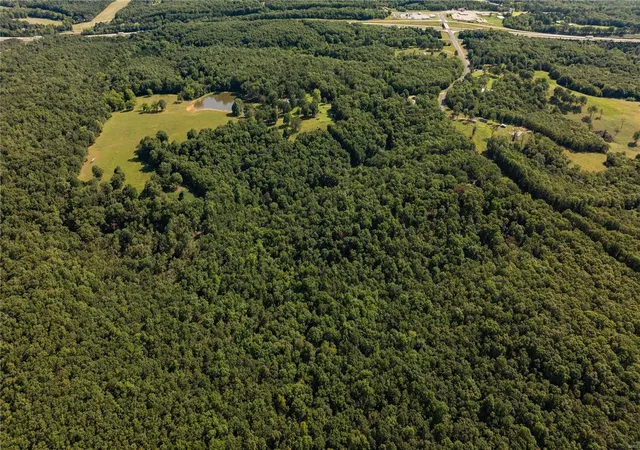 Photo 18 of Sale Pending at 29274 Hwy T, Stoutland, MO 65567 | MLS# 24051718 | Listing updated on 2024-11-27