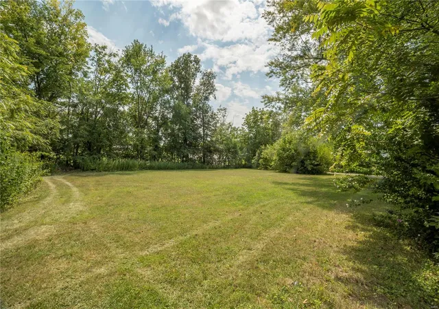 Photo 25 of Single family home for sale at 400 West, New London, MO 63459 | MLS# 24051743 | Listing updated on 2025-02-28