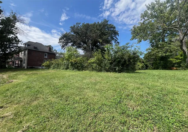 Photo 1 of Land for sale at 5225 Minerva Ave, Saint Louis, MO 63113 | MLS# 24051942 | Listing updated on 2024-11-26