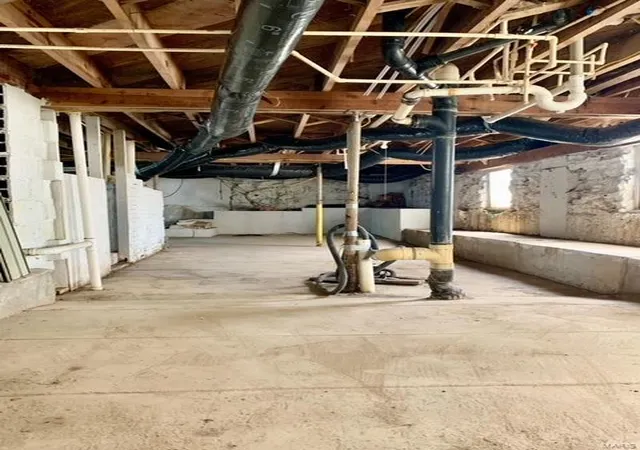 Photo 35 of Single family home for sale at 409 E 4th St, New London, MO 63459 | MLS# 24052447 | Listing updated on 2024-09-26