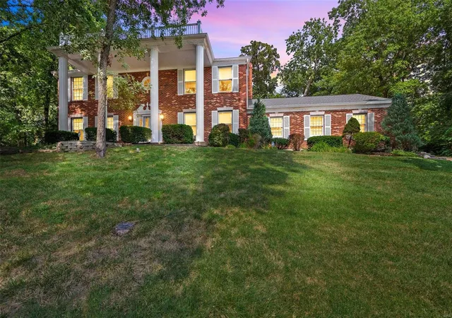 Photo 1 of Single family home for sale at 6335 Bluff Forest Dr, Saint Louis, MO 63129 | MLS# 24052459 | Listing updated on 2024-12-04