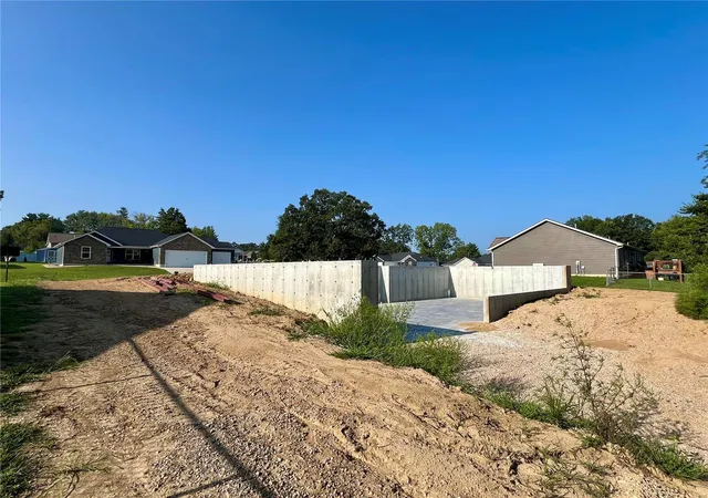 3rd image of 263 Peach Tree Ln, Sullivan, MO 63080 | MLS# 24052529
