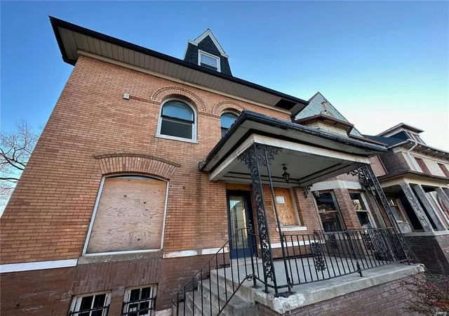 Photo 1 of Single family home for sale at 5072 Cates Ave, Saint Louis, MO 63108 | MLS# 24052737 | Listing updated on 2024-11-21