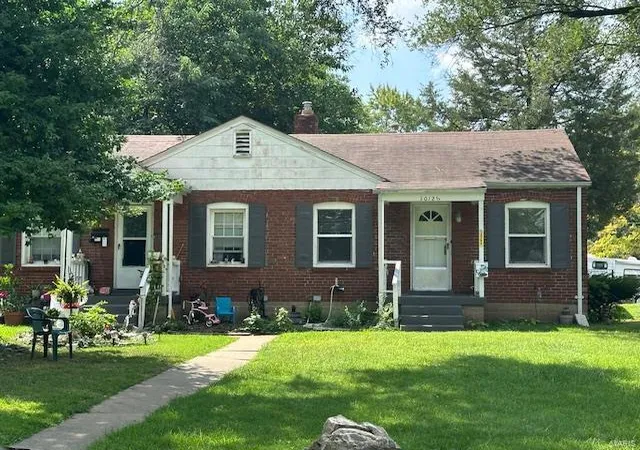 Photo 3 of Multi family home for sale at 3409 Saint Gregory Ln, Saint Ann, MO 63074 | MLS# 24052797 | Listing updated on 2024-12-03
