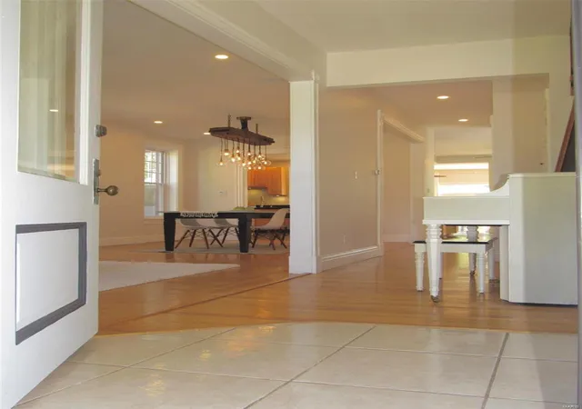 Photo 3 of Single family home for sale at 4964 Columbia Ave, Saint Louis, MO 63139 | MLS# 24053053 | Listing updated on 2024-08-25