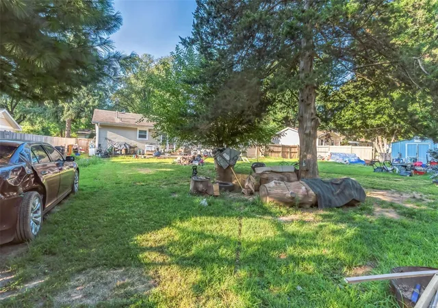 Homes for sale in Battlefield, MO | 653 W Westview Street, Battlefield, MO 65807 | MLS# 24053293