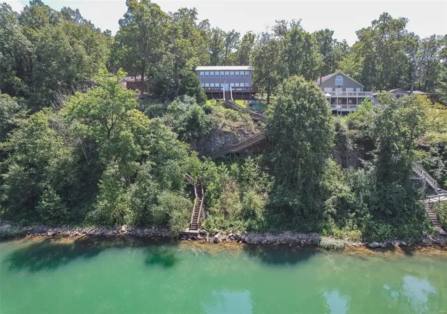 1st image of 211 Ripley 142e 2b, Doniphan, MO 63935 | MLS# 24053496
