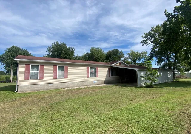 Photo 1 of Single family home for sale at 610 N Caldwell St, Middletown, MO 63359 | MLS# 24053640 | Listing updated on 2025-02-27