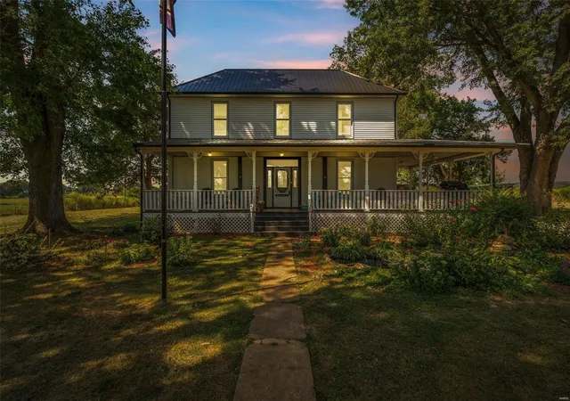 Photo 2 of Single family home for sale at 771 Lake Avalon Rd, Bismarck, MO 63624 | MLS# 24053653 | Listing updated on 2025-02-27