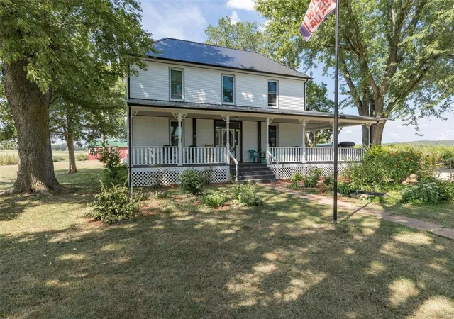Photo 4 of Single family home for sale at 771 Lake Avalon Rd, Bismarck, MO 63624 | MLS# 24053653 | Listing updated on 2025-02-27