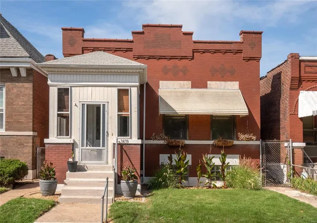 Photo 1 of Sale Pending at 3439 Wyoming St, Saint Louis, MO 63118 | MLS# 24053795 | Listing updated on 2024-11-27