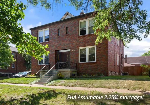 Photo 1 of Sale Pending at 5470 Loughborough Ave, Saint Louis, MO 63109 | MLS# 24053796 | Listing updated on 2024-11-21