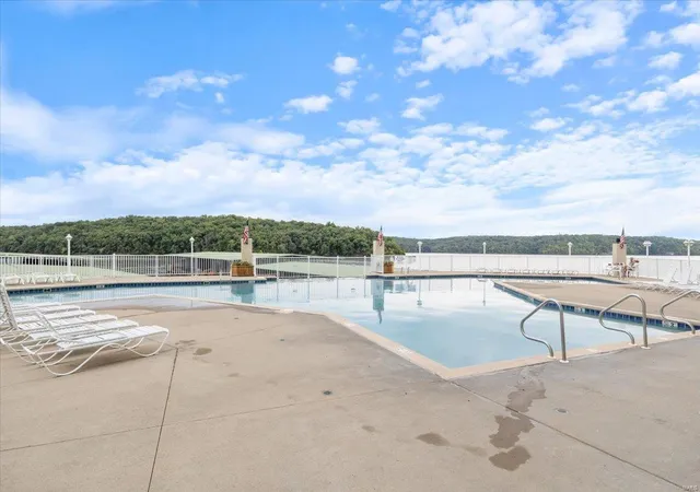 Photo 28 of Sale Pending at 4800 Eagleview Dr #5109, Osage Beach, MO 65065 | MLS# 24054161 | Listing updated on 2024-12-18