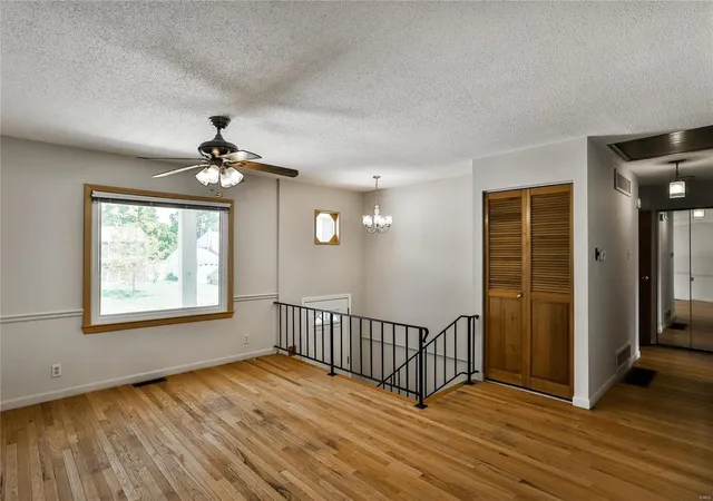 Photo 3 of Sale Pending at 10722 Meath Dr, Saint Louis, MO 63123 | MLS# 24054169 | Listing updated on 2024-09-05