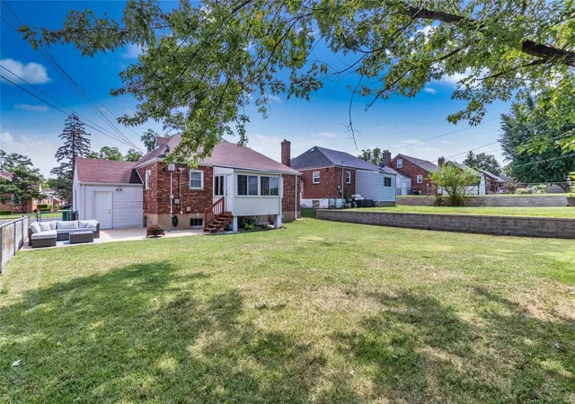 Photo 2 of Sale Pending at 9125 Overton Dr, Saint Louis, MO 63123 | MLS# 24054497 | Listing updated on 2024-09-21