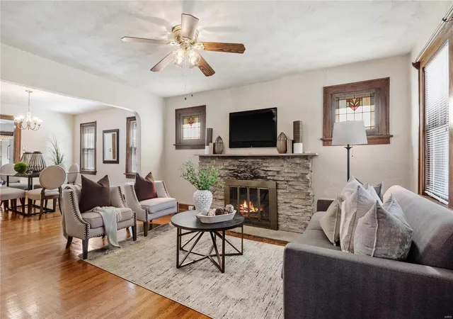 Photo 2 of Single family home for sale at 1710 Mccready Ave, Saint Louis, MO 63117 | MLS# 24055070 | Listing updated on 2024-12-14