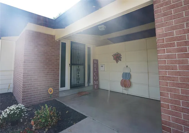 Photo 2 of Single family home for sale at 1595 Gallant Fox, Florissant, MO 63033 | MLS# 24055156 | Listing updated on 2024-11-13