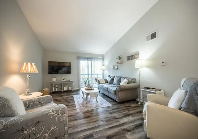Photo 2 of Condo for sale at 1465 Heritage Landing #409, Saint Charles, MO 63303 | MLS# 24055191 | Listing updated on 2024-12-04