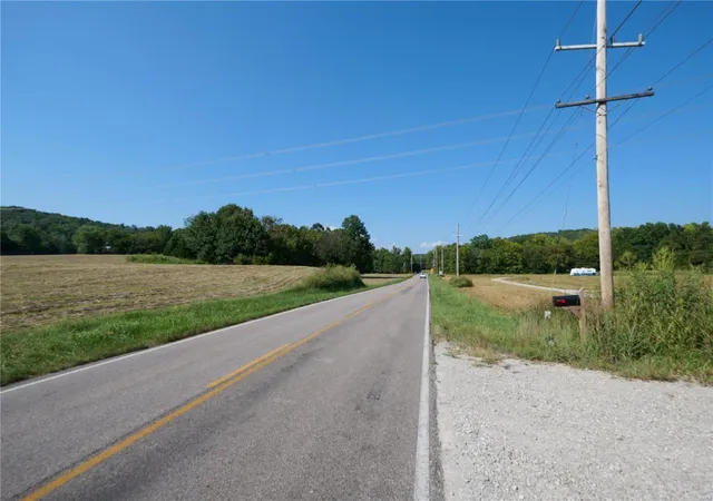 Photo 3 of Sale Pending at 14954 State Hwy Tt #Lot 3C, Marthasville, MO 63357 | MLS# 24055408 | Listing updated on 2024-11-26