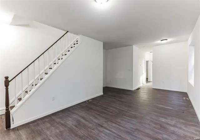 Photo 3 of Townhouse for sale at 3710 Bamberger Ave, Saint Louis, MO 63116 | MLS# 24055410 | Listing updated on 2024-12-17