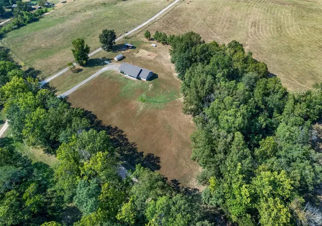 Photo 5 of Single family home for sale at 18565 Bcr 336, Millersville, MO 63766 | MLS# 24055529 | Listing updated on 2024-09-17