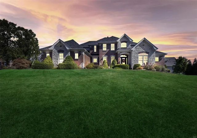 Photo 2 of Single family home for sale at 67 Saybridge Manor Pkwy, Lake Saint Louis, MO 63367 | MLS# 24055647 | Listing updated on 2025-03-18