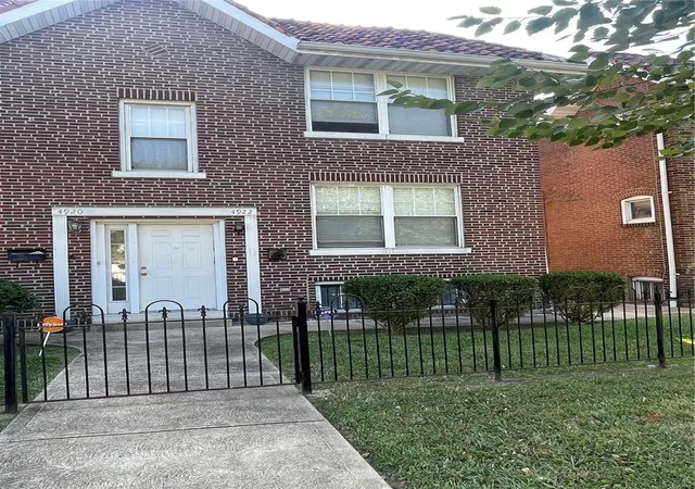 Photo 3 of Townhouse for sale at 4922 W Florissant Ave, Saint Louis, MO 63115 | MLS# 24055817 | Listing updated on 2024-10-05