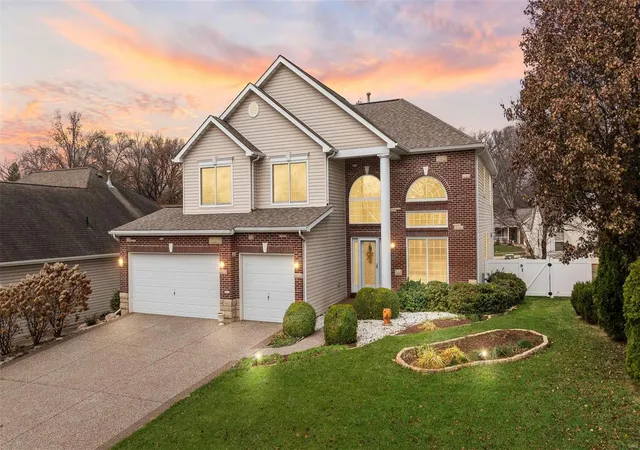 Photo 1 of Single family home for sale at 4113 Forder Cir Dr, Saint Louis, MO 63129 | MLS# 24055904 | Listing updated on 2024-12-12
